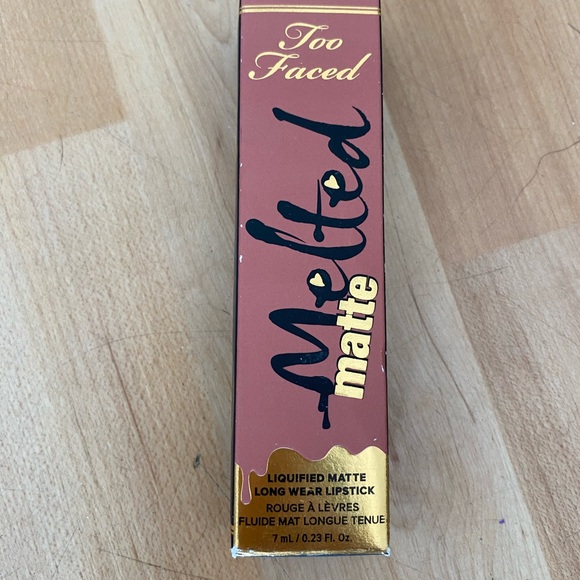 Too Faced Make Up - Picture 2 of 5